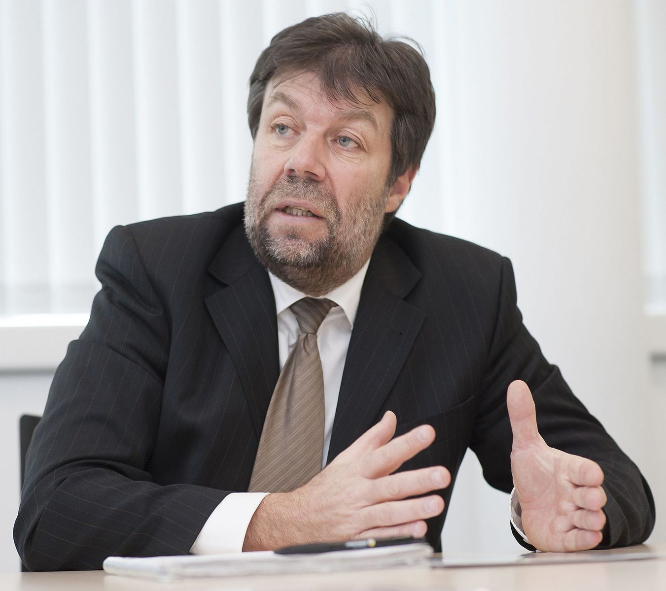 Dr. Peter Schöggl