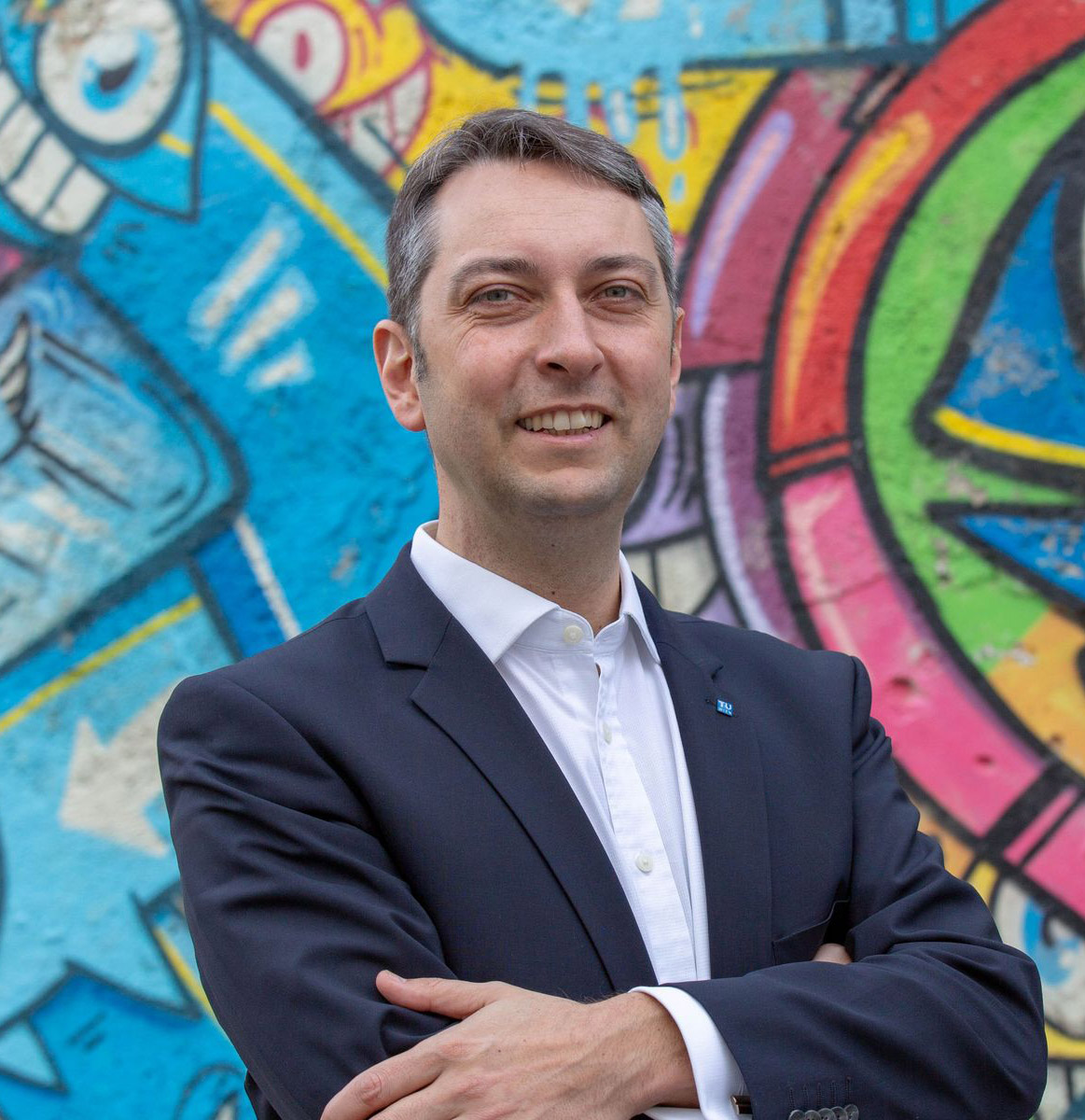 Prof. Sebastian Schlund