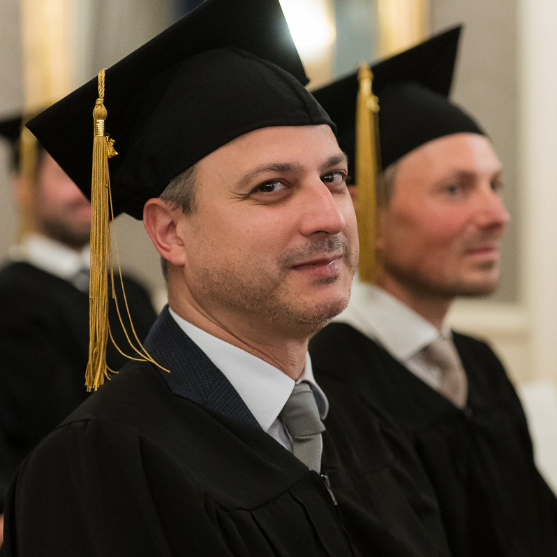 Diplom-Übersetzer Maximilian Avena, MBA