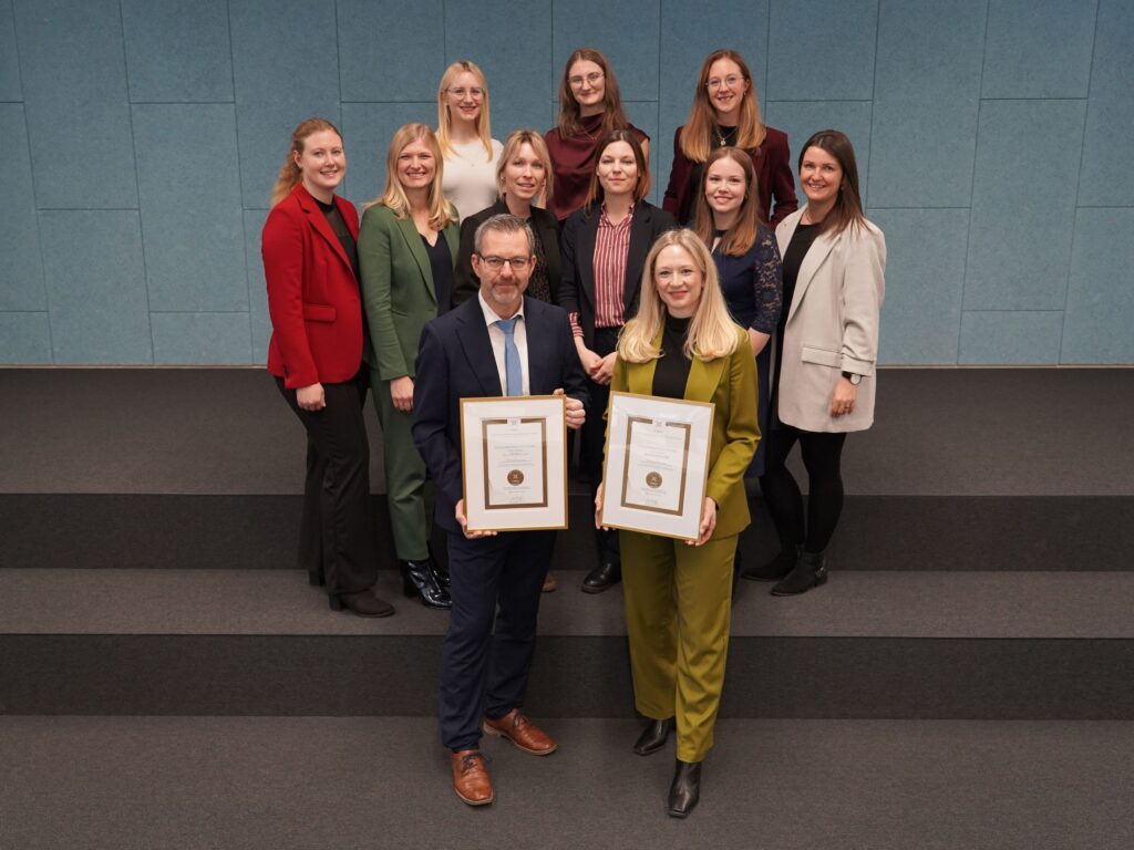 FIBAA Akademische Programme Gruppenfoto